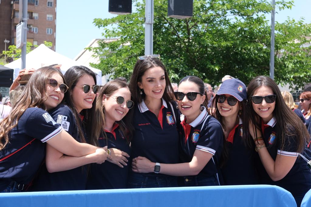 Alicante baila al ritmo de la pirotecnia Ferrández