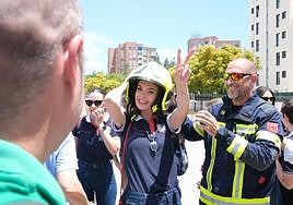 Alicante baila al ritmo de la pirotecnia Ferrández