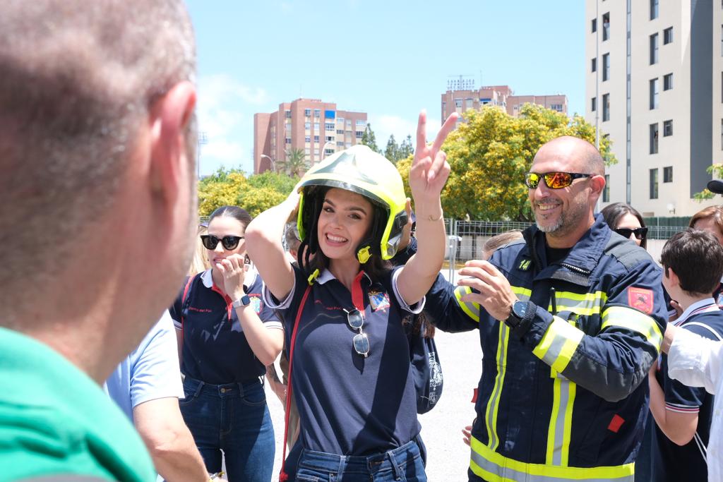 Alicante baila al ritmo de la pirotecnia Ferrández