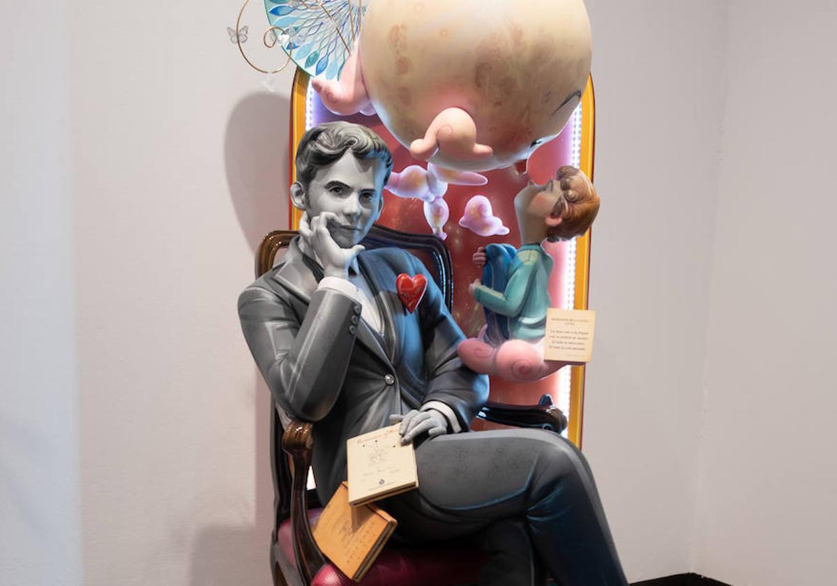 Ninot de la exposición sobre el poeta granadino Federico García Lorca.