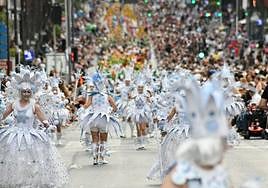 Desfile del Ninot de las Hogueras 2023.