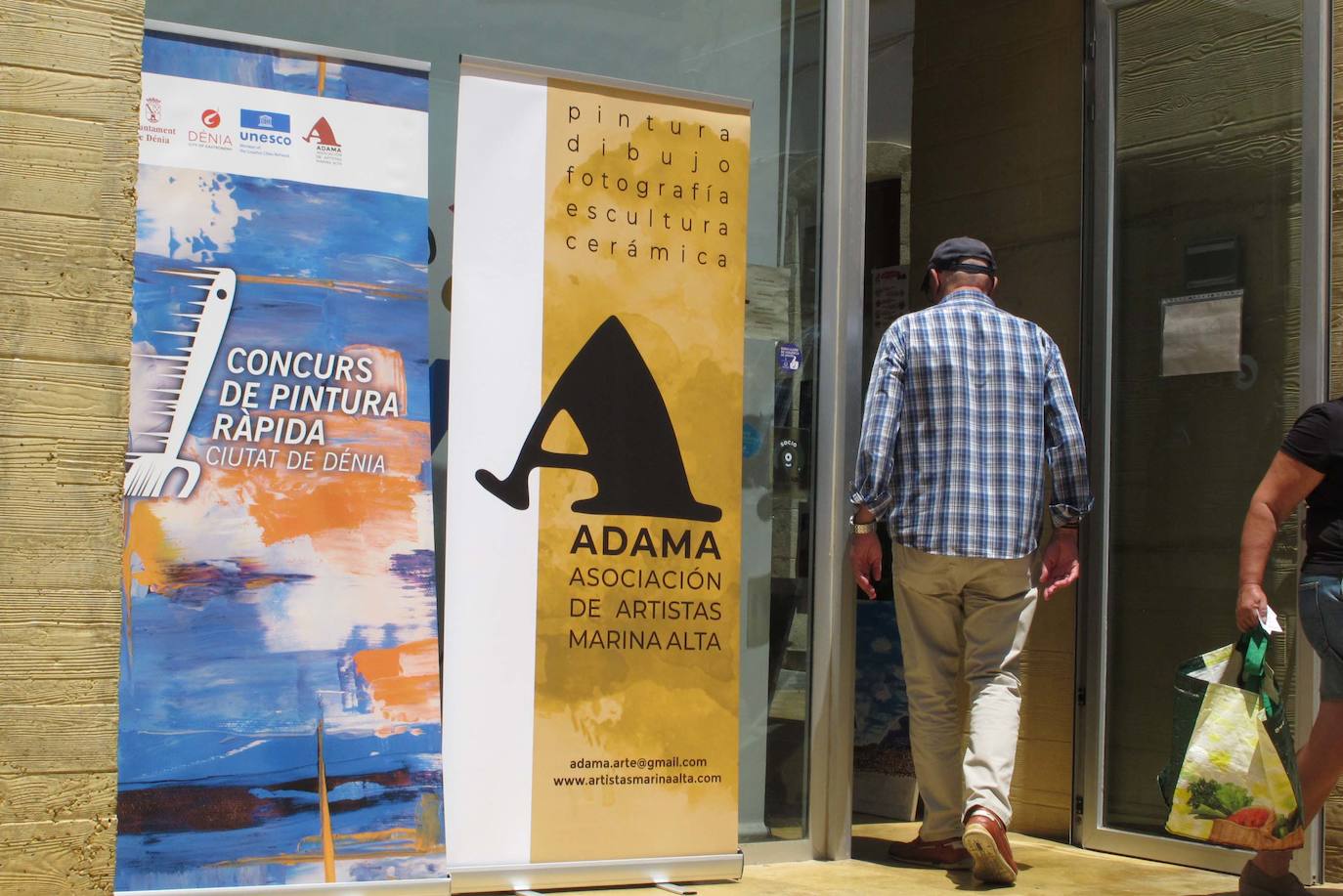 Creatividad y diversión en el Concurso de Pintura Rápida &#039;Ciudad de Dénia&#039;