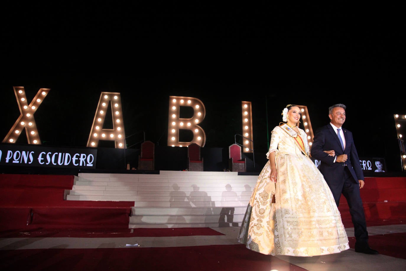 Protagonismo para Arantxa Pons y la Quintà 2023 en la proclamación de Fogueres Xàbia