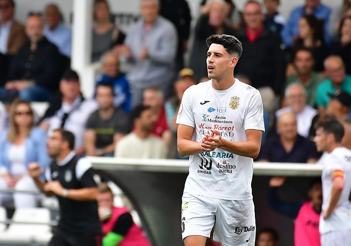 Roger Colomina, durante un partido con la Peña Deportiva