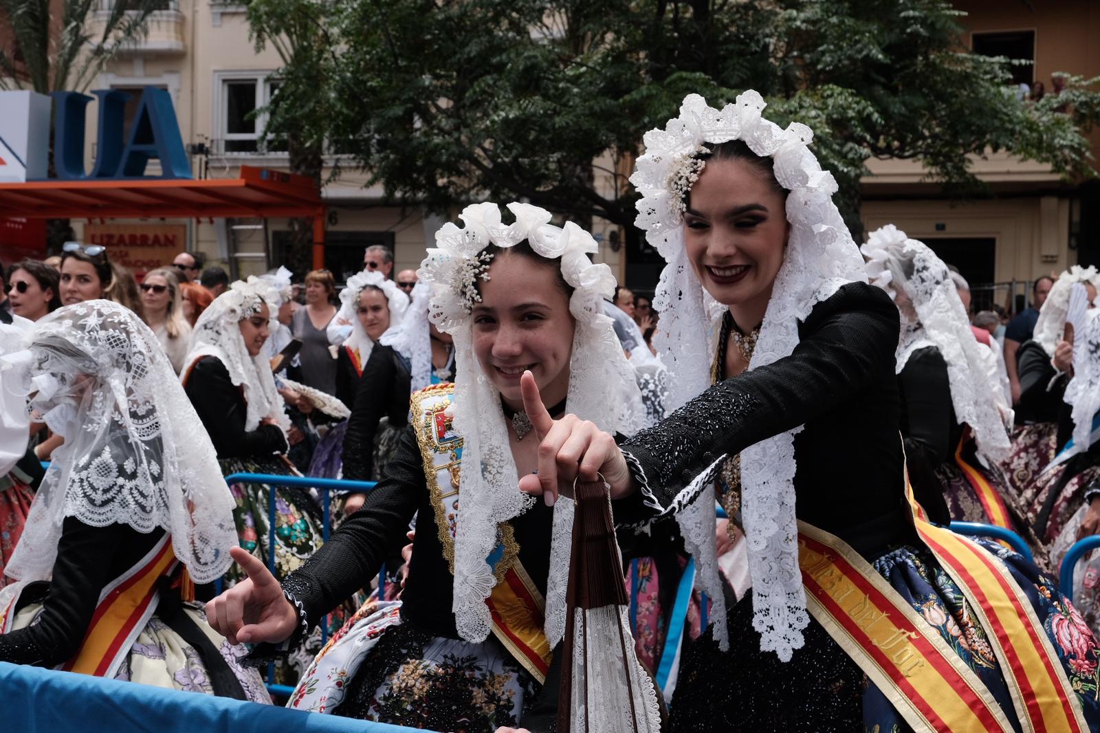 Búscate en la mascletà del 18 de junio en Luceros