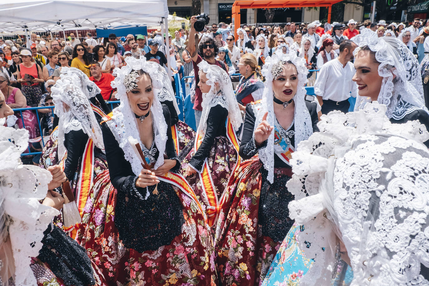 Búscate en la mascletà del 19 de junio
