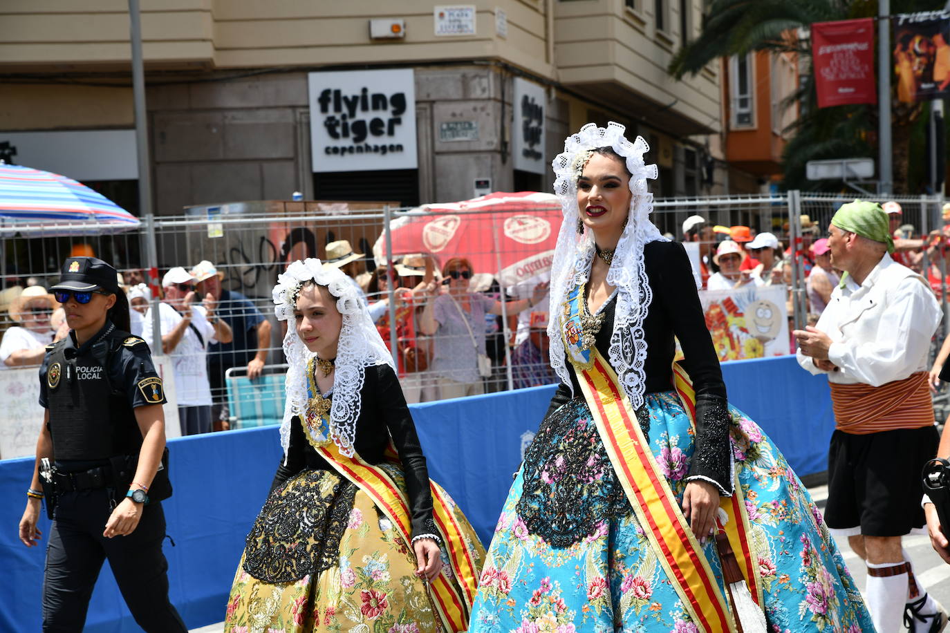Búscate en la mascletà del 19 de junio