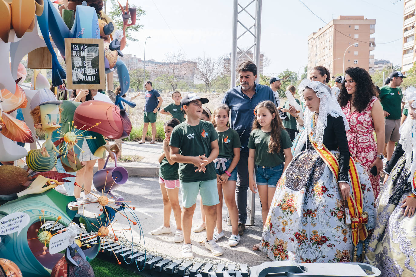 Los antigones celebran el oro de las Hogueras de Alicante
