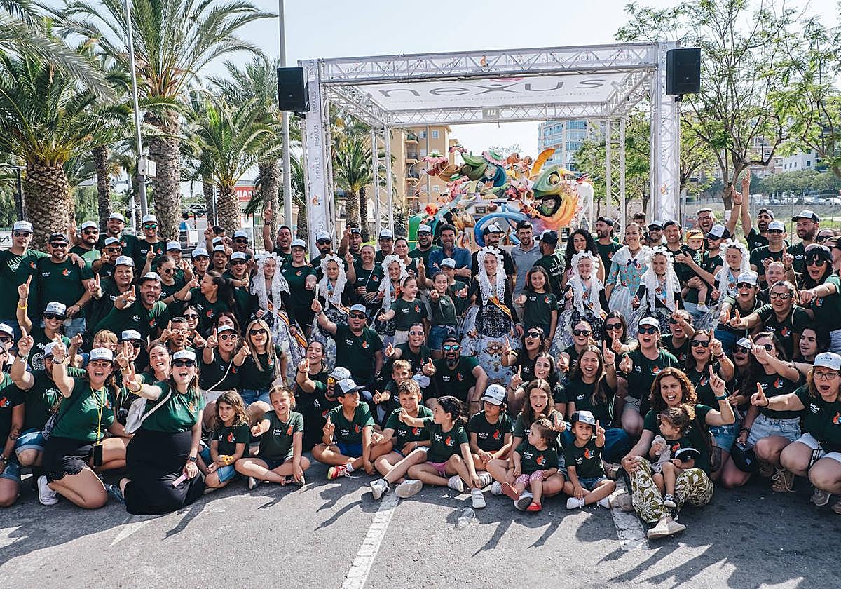 Los antigones celebran el oro de las Hogueras de Alicante