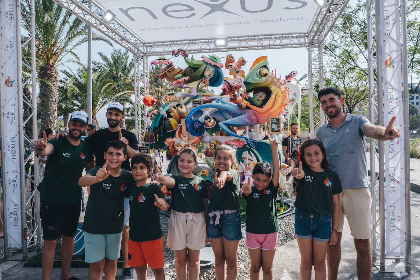 Los antigones celebran el oro de las Hogueras de Alicante