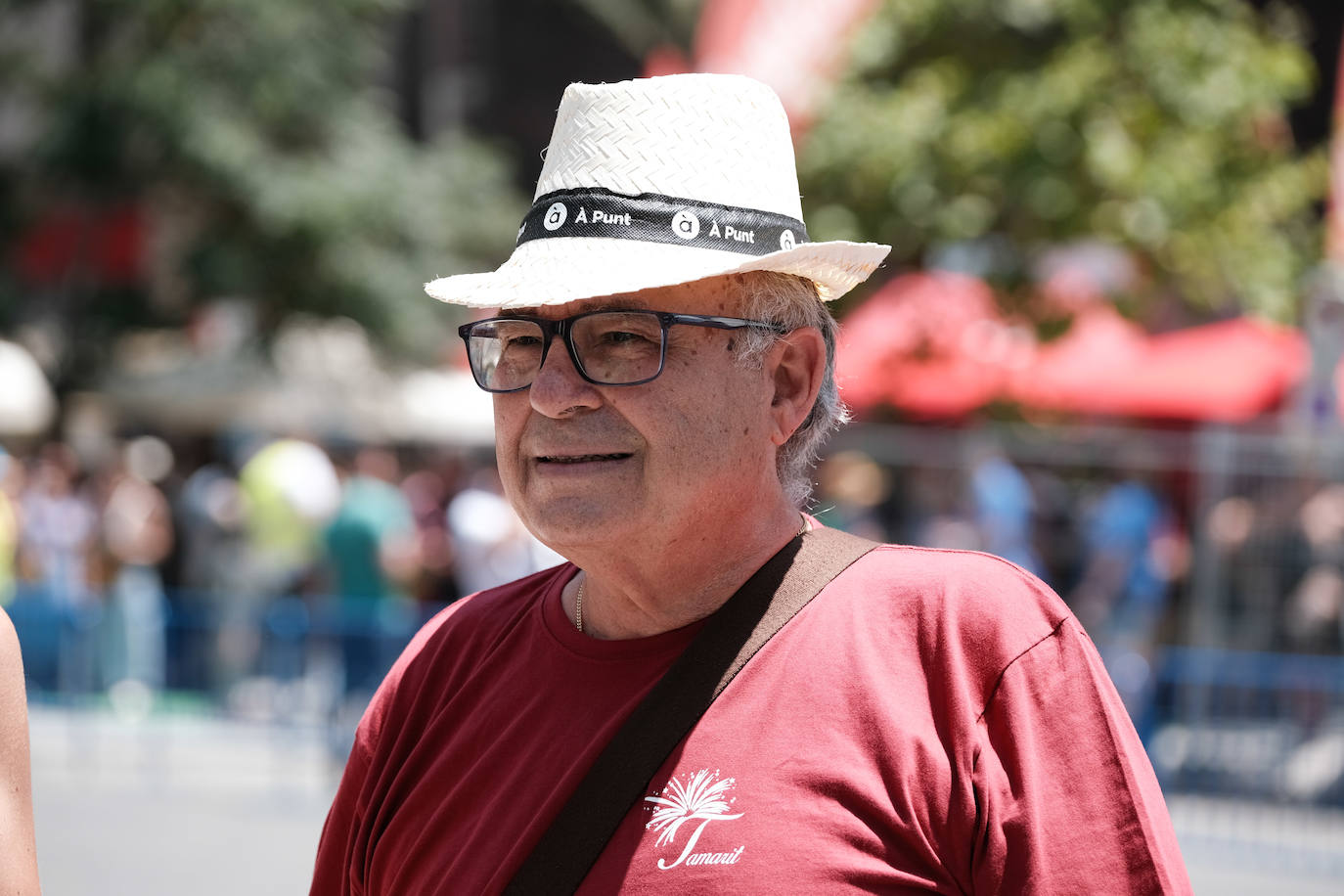 Estallido de la penúltima mascletà del concurso de Luceros en Hogueras