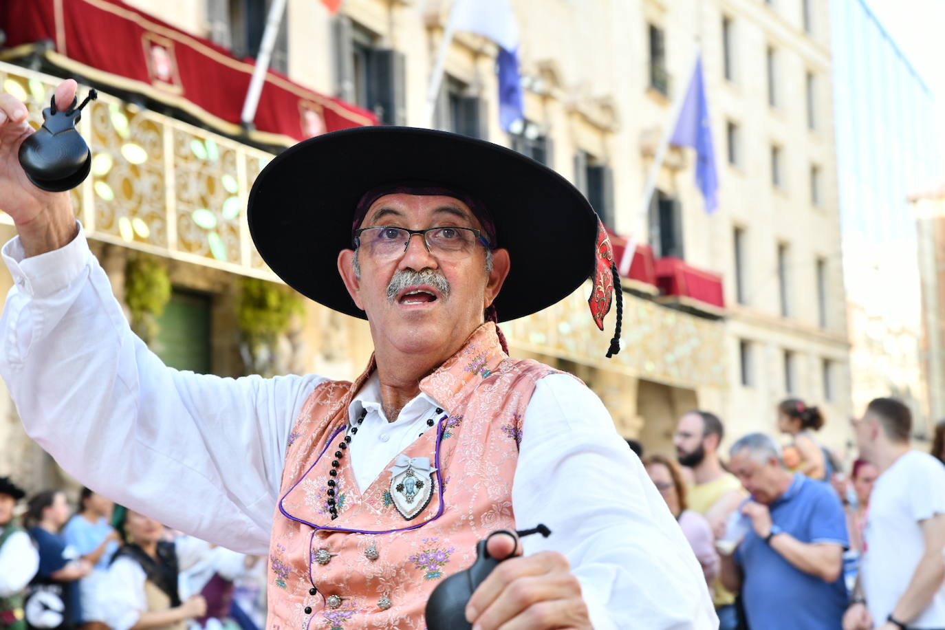 Alegría y tradición en la Dansà d&#039;Alacant