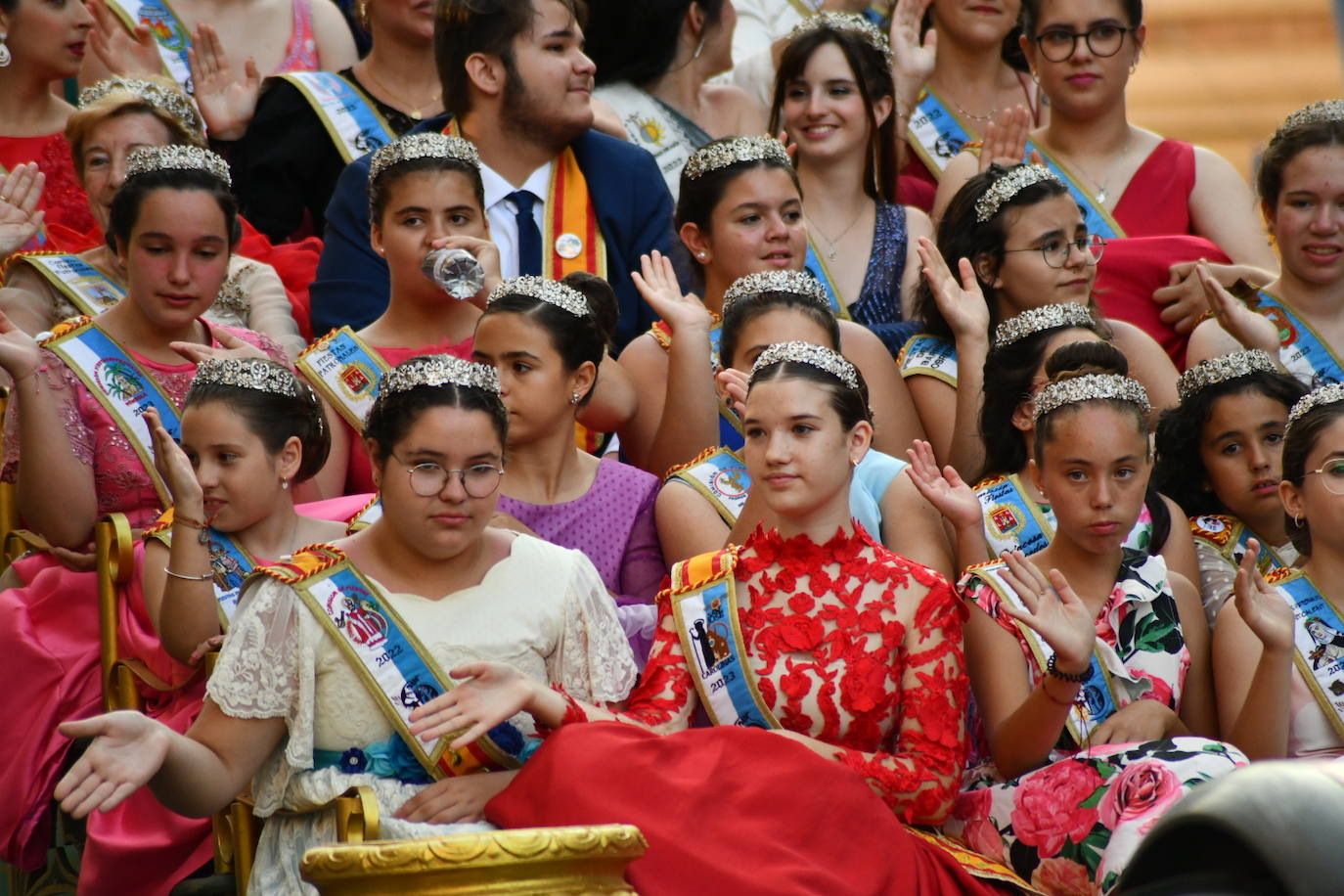 Música y arte del mundo en el Desfile Folclórico Internacional de Alicante