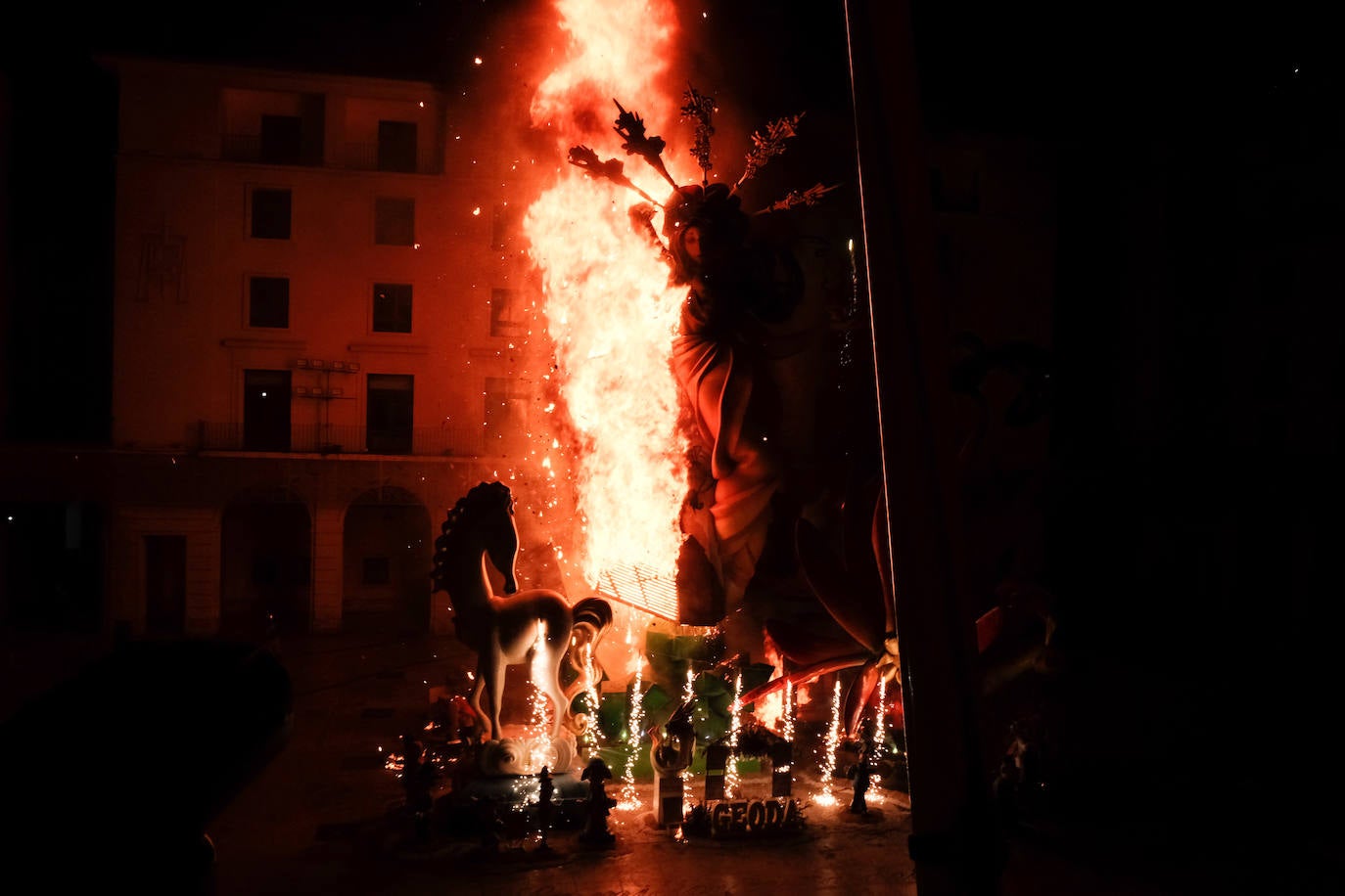 Las mejores imágenes de la Nit de la Cremà