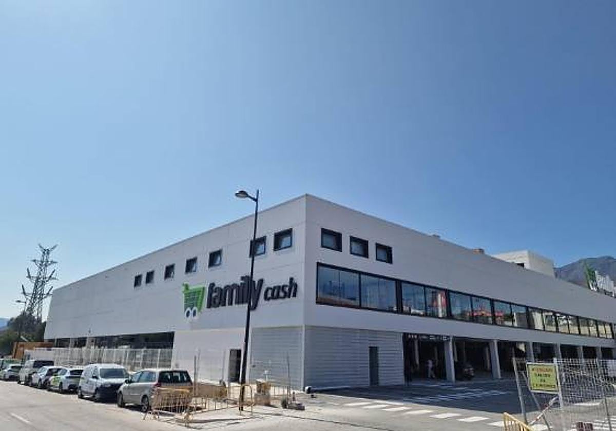 Supermercado de Family Cash en Finestrat
