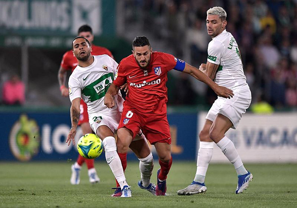 Koke se cuela entre Mascarell y Boyé