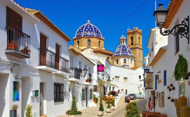 El centro de Altea con sus características casas blancas.