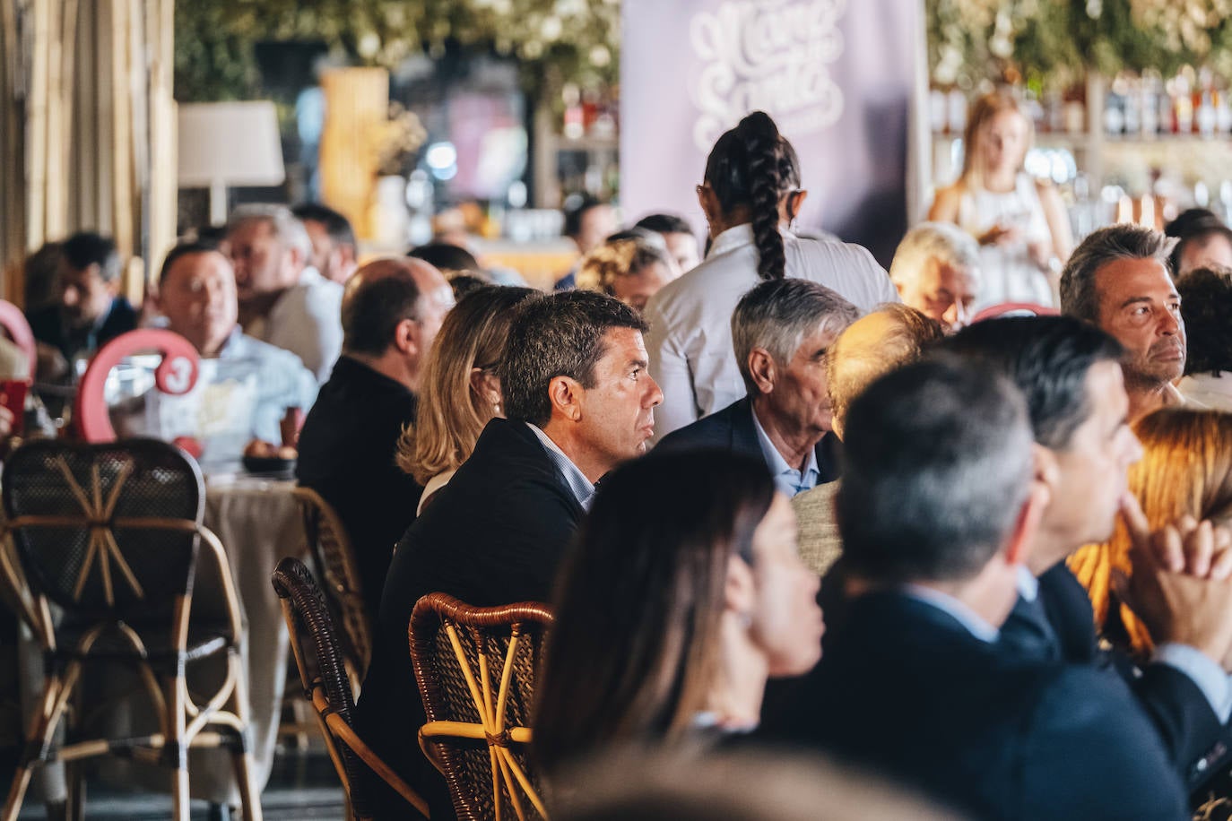 Enrique Riquelme debuta en el ciclo Conferencias Circulares de la Cámara de Alicante