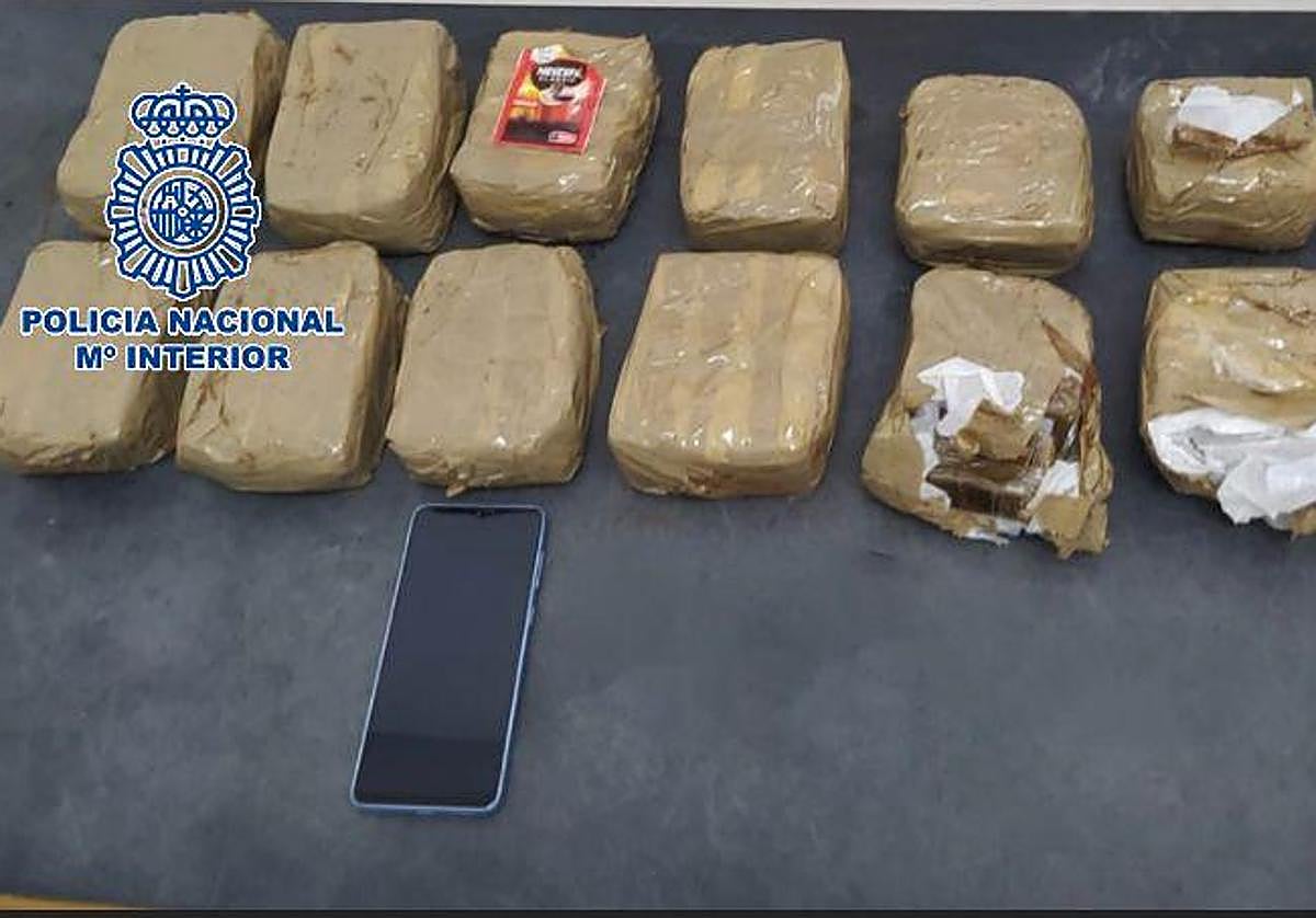 Imagen de la droga incautada por la Policía Nacional.