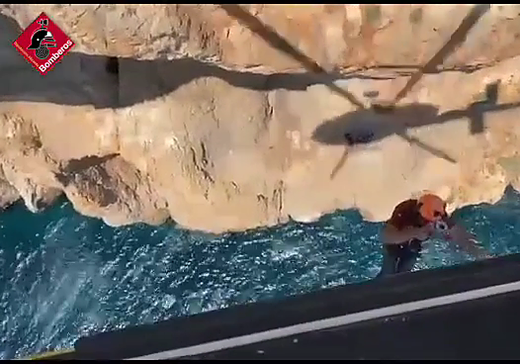 Imágenes del rescate de los dos ecaladores.