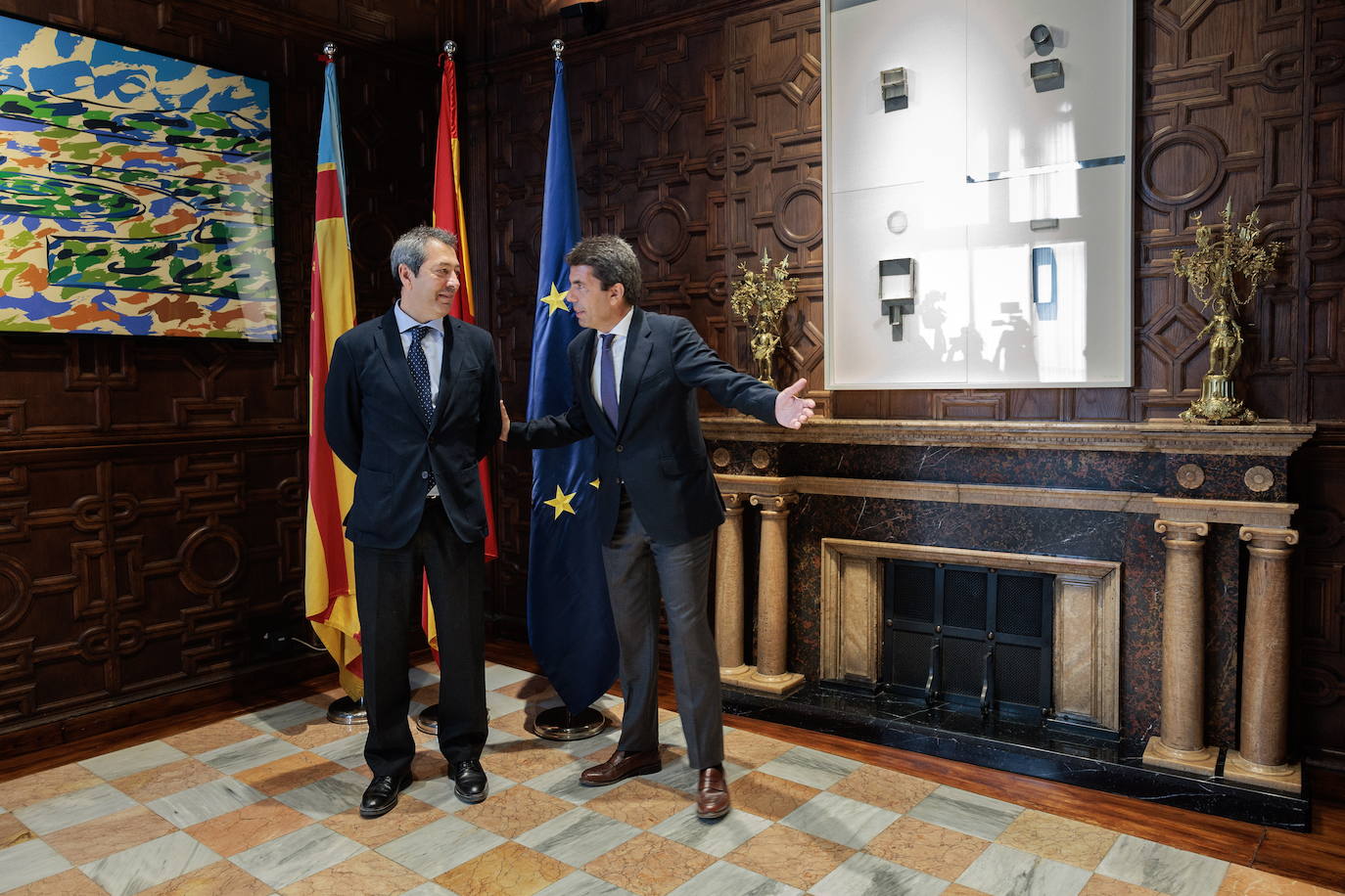 Primera toma de contacto de los nuevos consellers