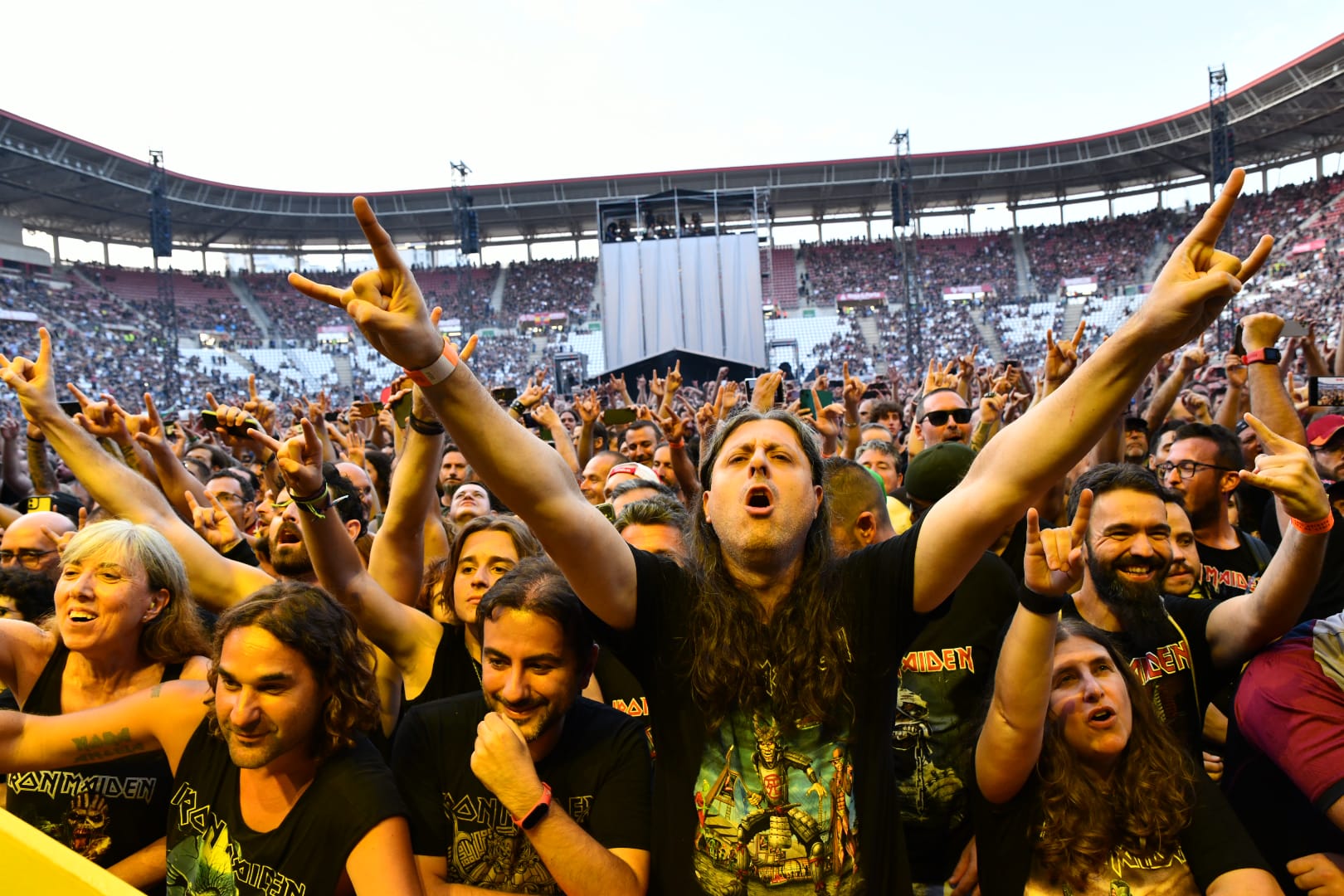 El intensio calor no privó a los fans de vibrar al son de los acordes.