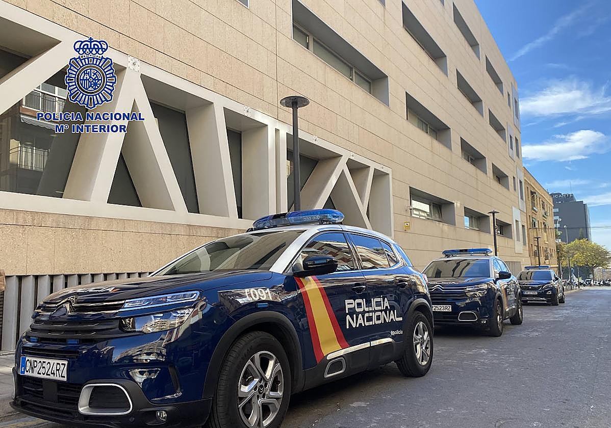 Fachada de la Comisaría Provincial de Policía Nacional en Alicante.