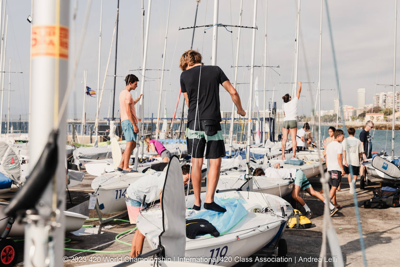 Día 6 del Campeonato del Mundo de 420 de Vela en Alicante