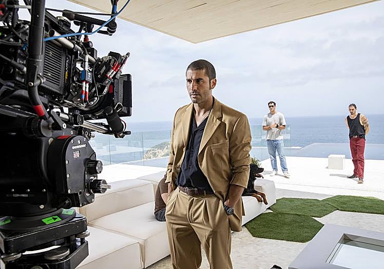 Imagen principal - Varias secuencias de la serie 'El inmortal' se grabaron en la casa Sardinera.