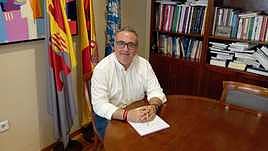 Sergio Carrasco en su despacho de trabajo al que accesió tras los recientes comicios municipales.