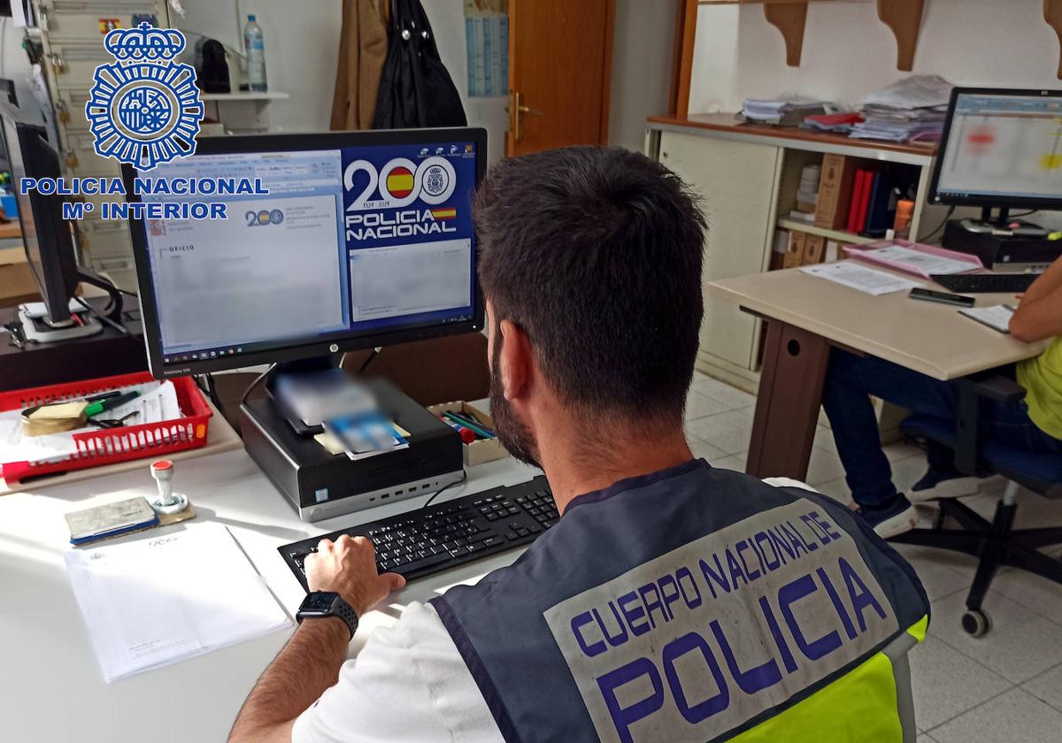 Investigador de la Policía Nacional.