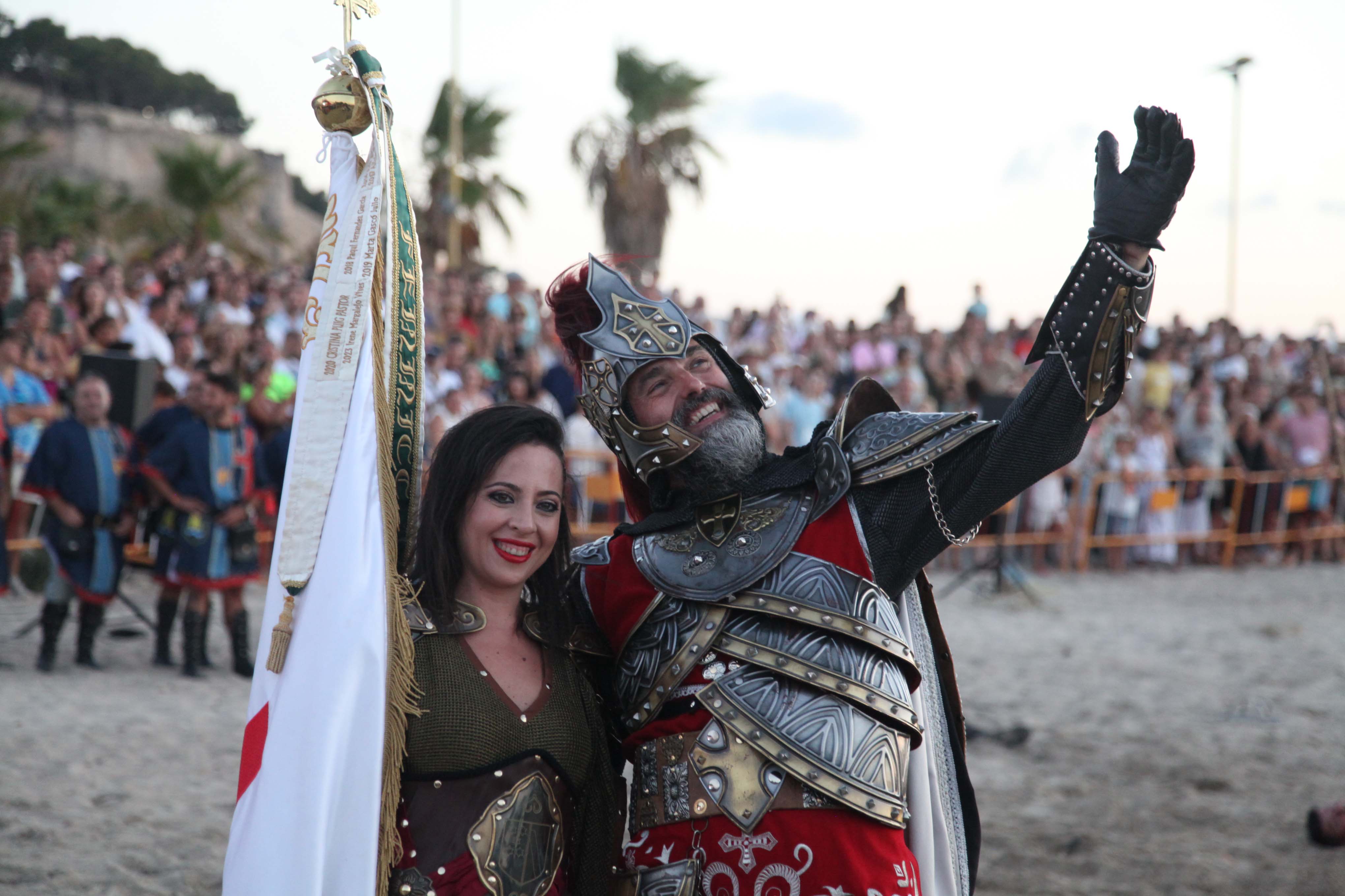 Los Moros y Cristianos desembarcan en Dénia