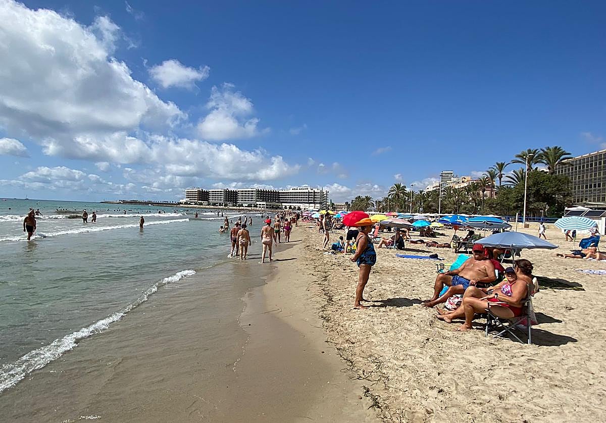 La playa del Postiguet en Alicante.