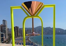 Imagen del trofeo del concurso de cocktails de Benidorm