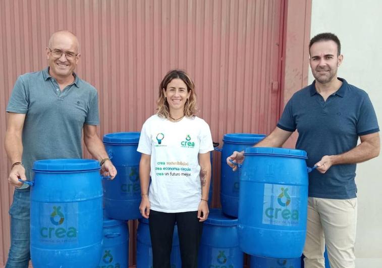 Donación de contenedores para la recogida de aceite usado y su reciclaje.