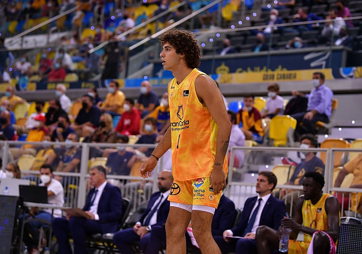 Miguel Serrano, durante un partido con el Gran Canaria