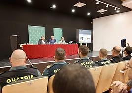 Imagen del acto de presentación de la campaña de seguridad en el Auditorio Periodista Ángel María Boronat de Aspe.