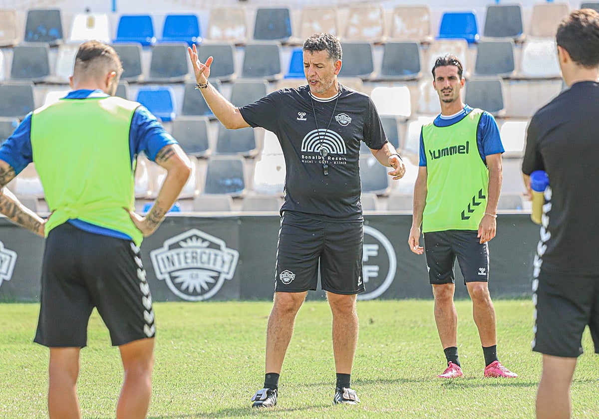 Alejandro Sandroni, durante un entrenamiento