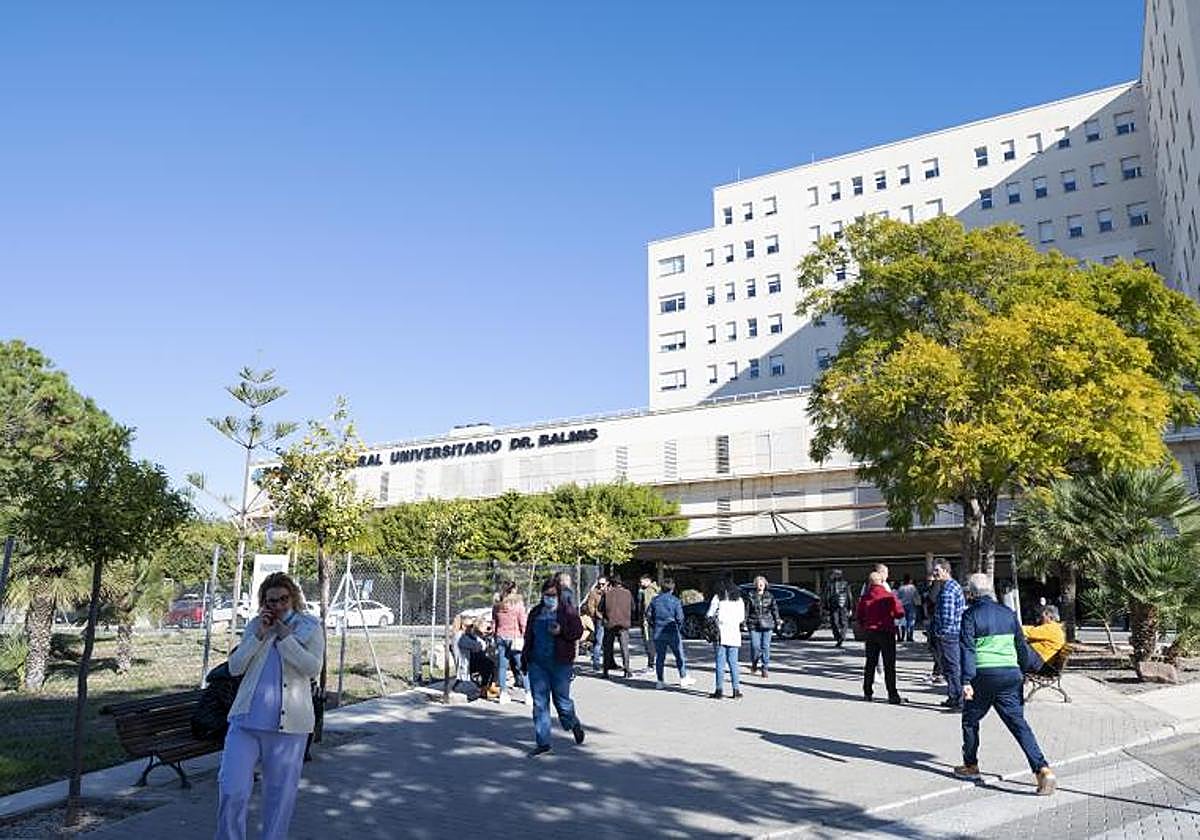 Fachada del Hospital General Universitario de Alicante.