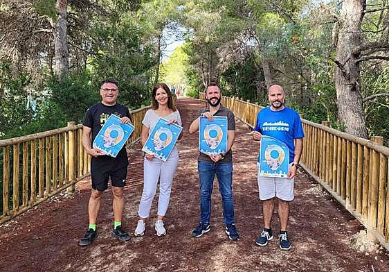 Los ediles durante el recorrido por El Moralet.