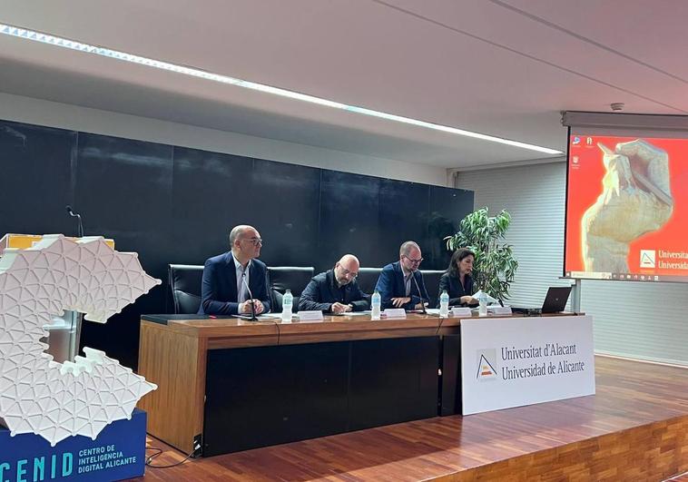 Debate sobre los derechos sociales y la digitalización empresarial en Alicante