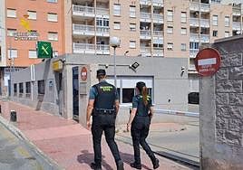 Agentes de la Guardia Civil de Torrevieja