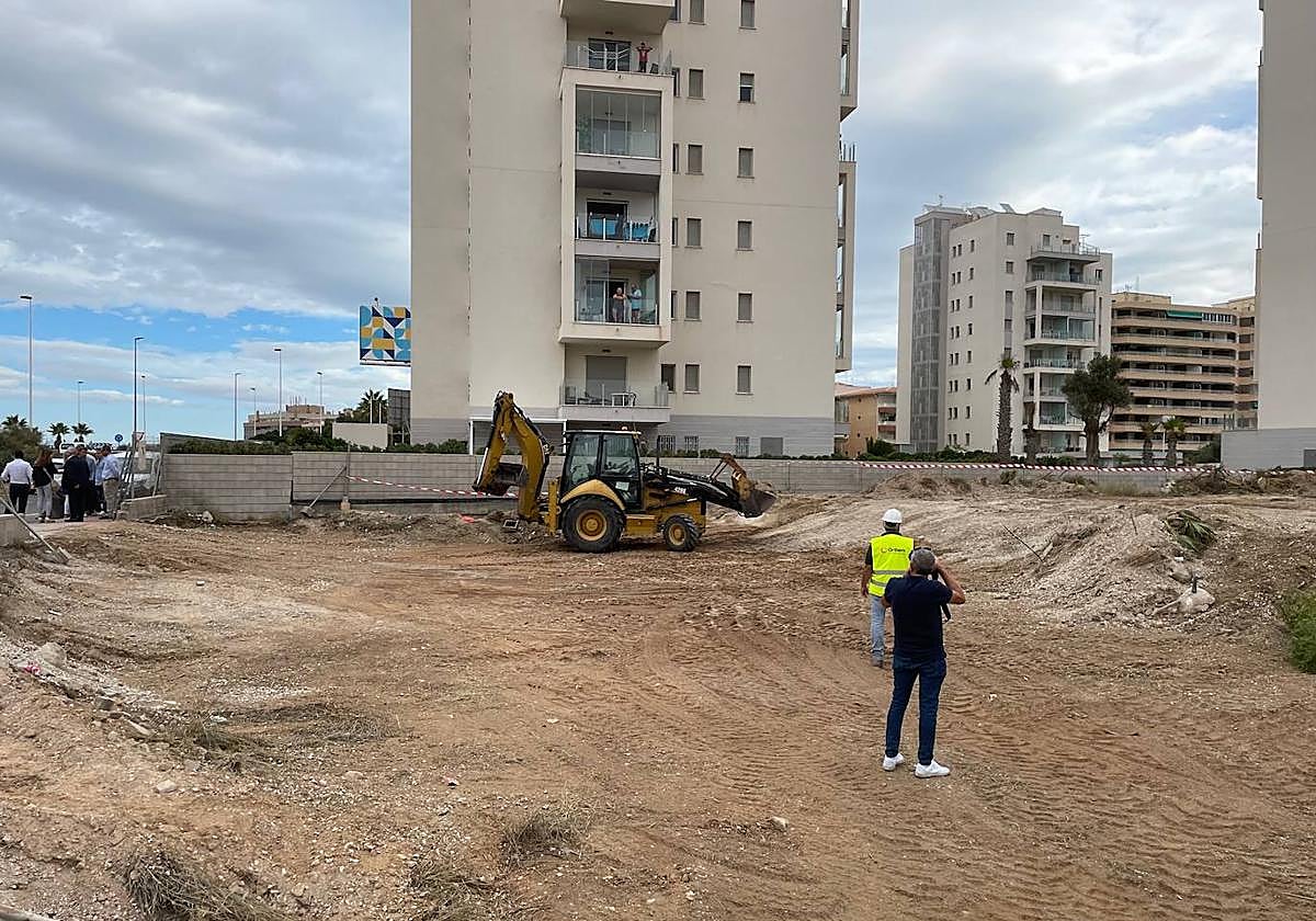 Espacio donde se situará el nuevo pabellón de La Mata