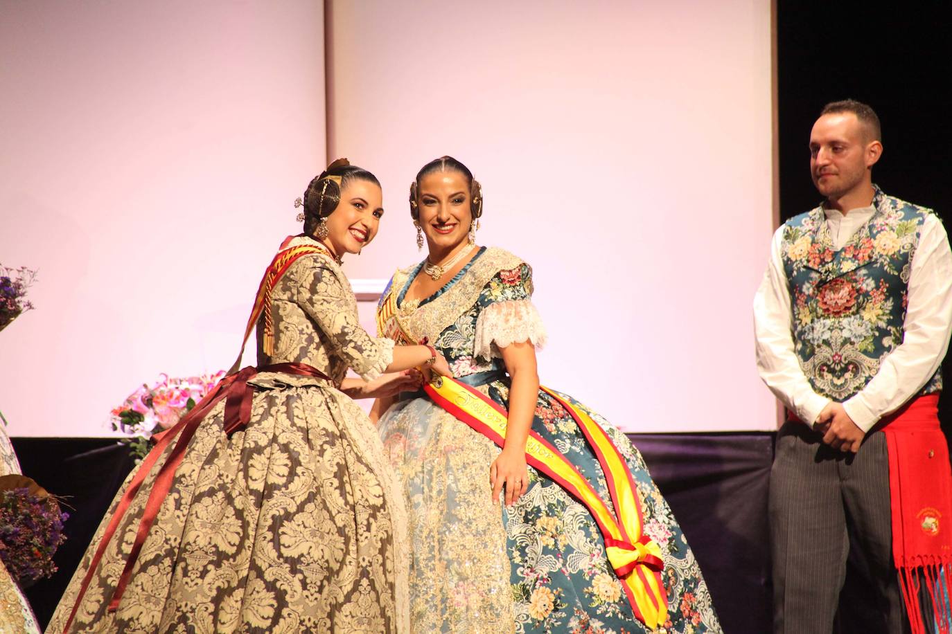 Presentación Fallera Mayor París Pedrera 2024 de Dénia