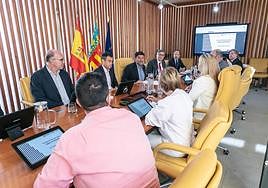 Primer consejo de administración de Aguas Municipalizadas de Alicante (AMAEM)