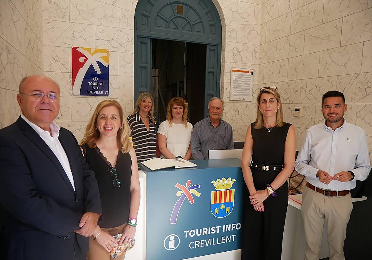 Inauguración de la Oficina de Turismo de Crevillent.