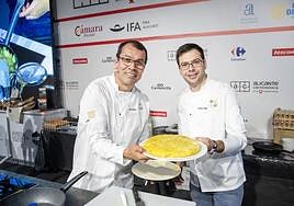 Javier Cadario y Antonio Reyes, de Cucú Gastrobar, durante el I Congreso de Tortilla de Patatas.