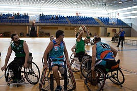 El triangular se celebró en el pabellón Toscar de Elche.