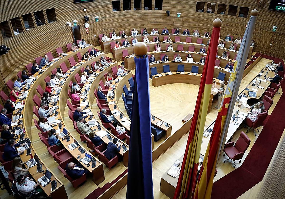 Pleno de Les Corts celebrado este miércoles.