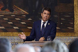 El president de la Generalitat, Carlos Mazón, pronuncia su primer discurso del 9 d'Octubre, Día de la Comunitat Valenciana.